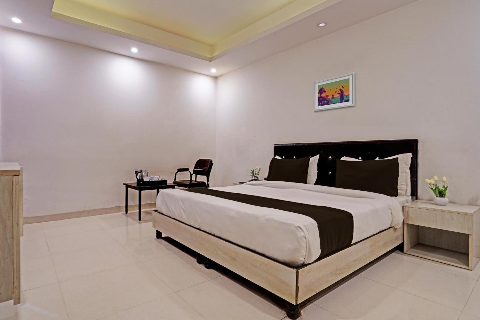 Hotel O Babil Palace Near Omaxe Celebration Mall 구르가온 외부 사진